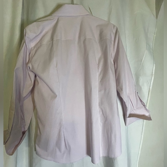 NWT Kirkland Signature Pink and White Pinstriped Button Down Shirt Size M 8/10 - Picture 8 of 10